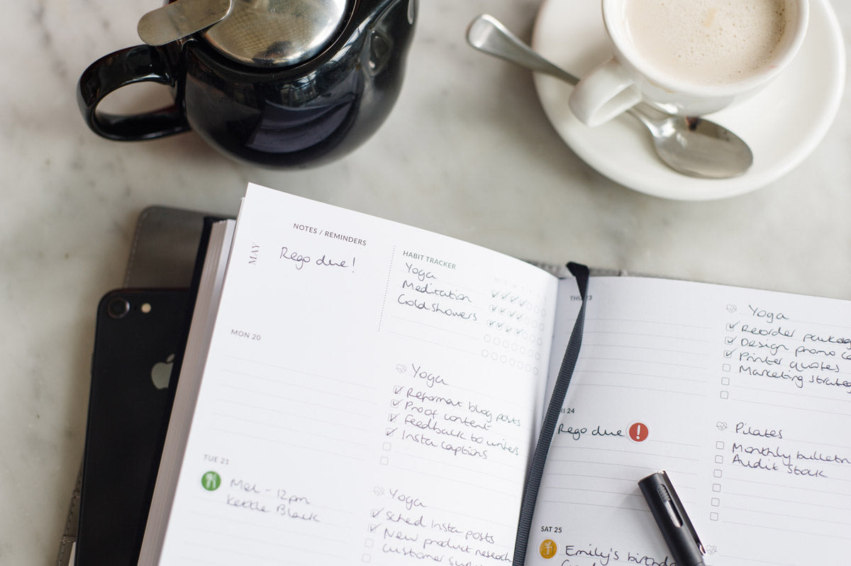 7 Proven Ways to Spend Less Time on Social Media and More Time in the Real World