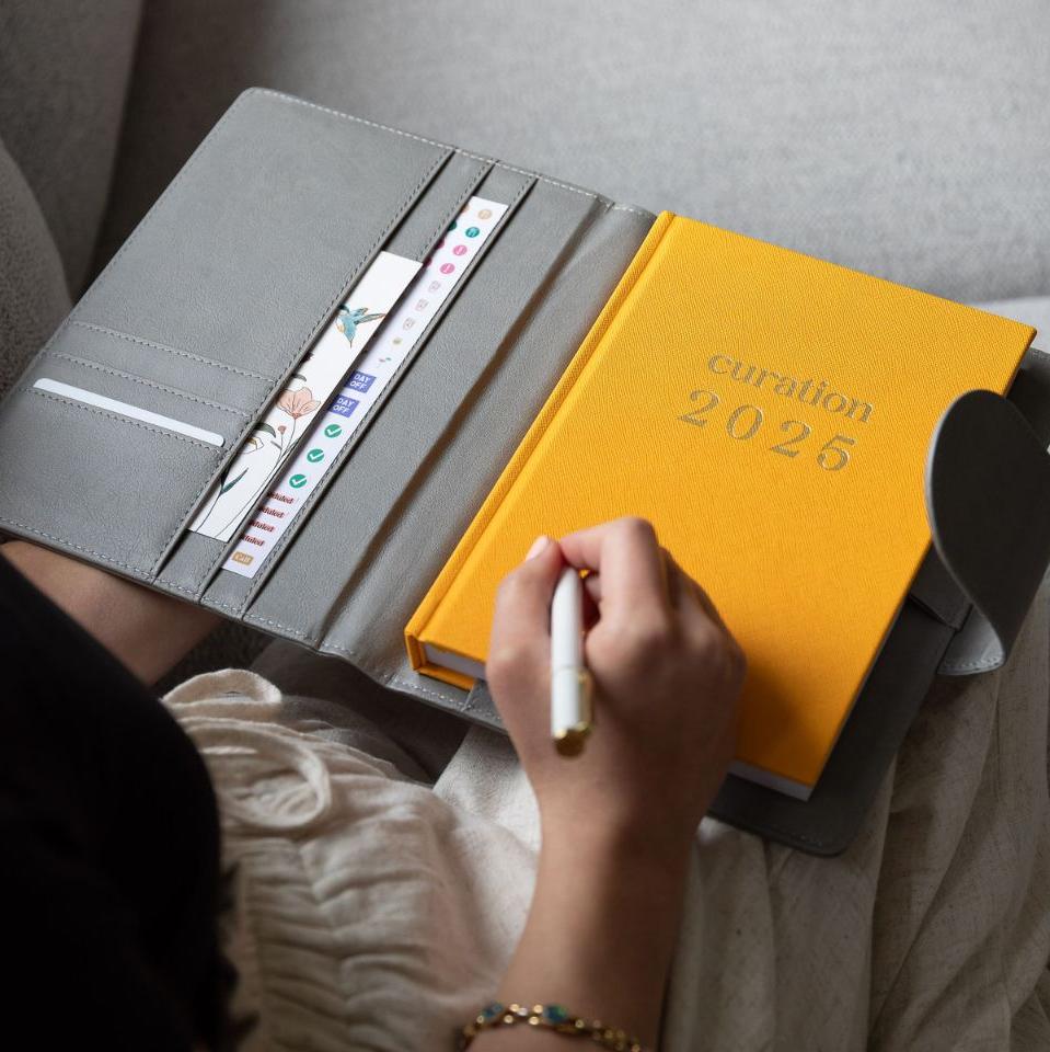 Curation 2025 Diary Planner